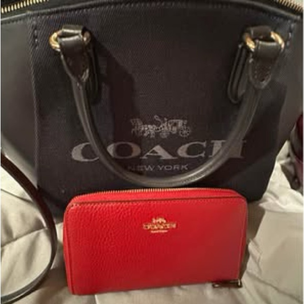 Coach Black and Red Women's Bag and Wallet Set